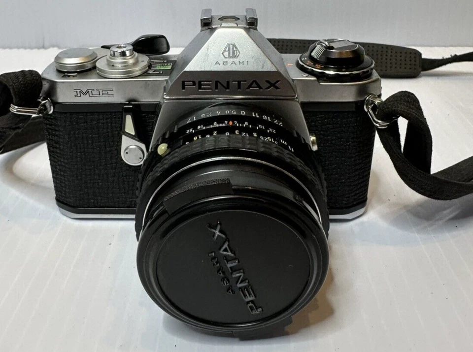 Vtg Asahi Pentax Me Camera Silver Black SMC PENTAX-M 50mm f/1.7 Lens Untested - Image 2 of 4
