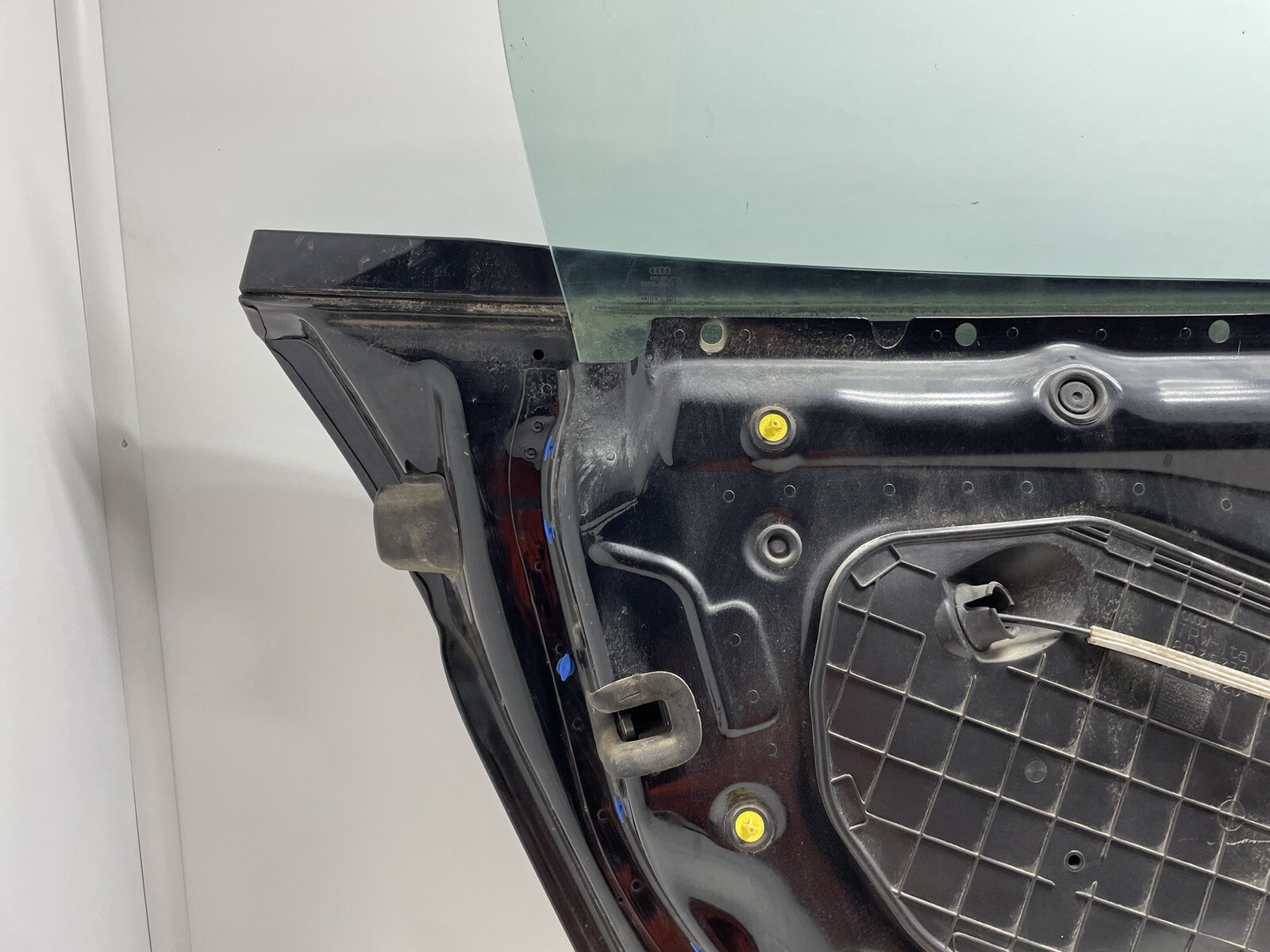 AUDI R8 DOOR LEFT DRIVER 2008 2009 2010 2011 2012 2013 2014 2015 420831311 OEM