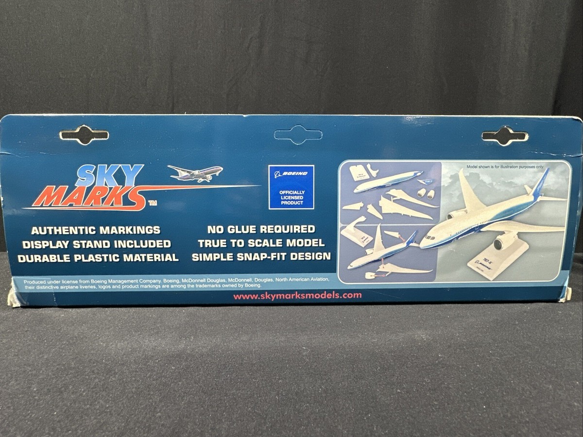 MAQUETA AIR FRANCE Boeing 777-200F Cargo A 1/200 EUR 55,36 - ES