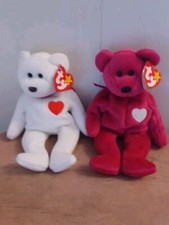 Valentine Beanie Babies Couple. 1994 Valentino Bear  1996 Valentina.