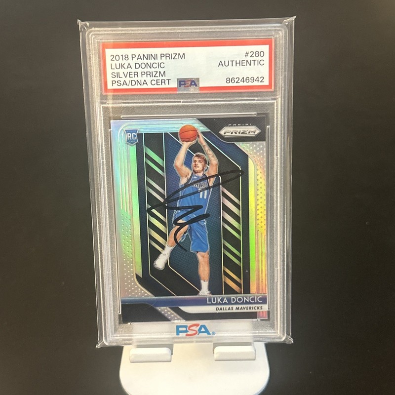 PSA/DNA LUKA DONCIC 2018-19 PANINI SILVER PRIZM ROOKIE CARD RC #280 SIGNED AUTO