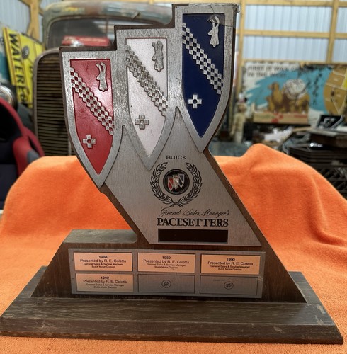 Original Vintage BUICK PACESETTER Auto Dealership Sales Manager TROPHY Old