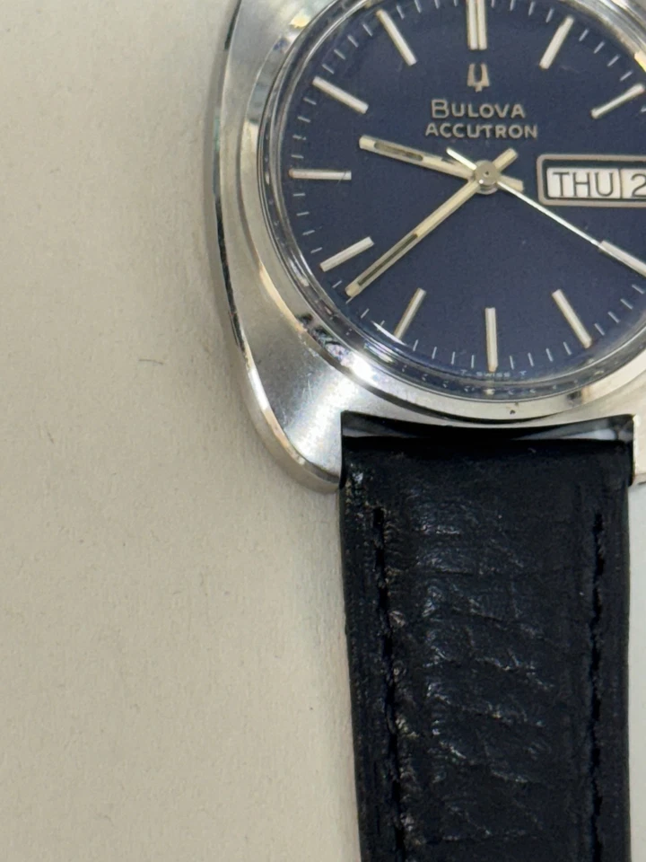 Orologio da uomo Bulova Accutron 2182 Tuning Fork (371) - Immagine 2 di 4