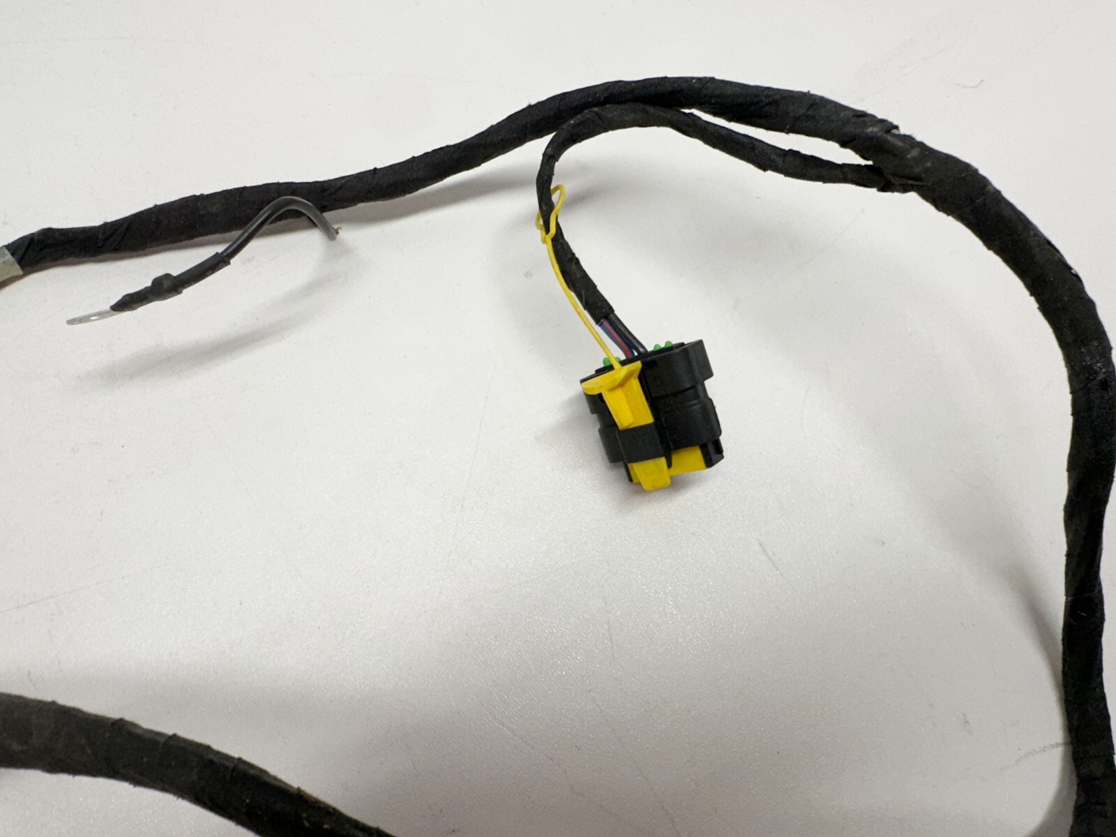 H404194 2003-2008 Maserati Quattroporte M139 Fuel Pump Wire Harness Wiring OEM