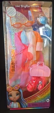 RAINBOW HIGH - Pool Day Clothes Ensemble