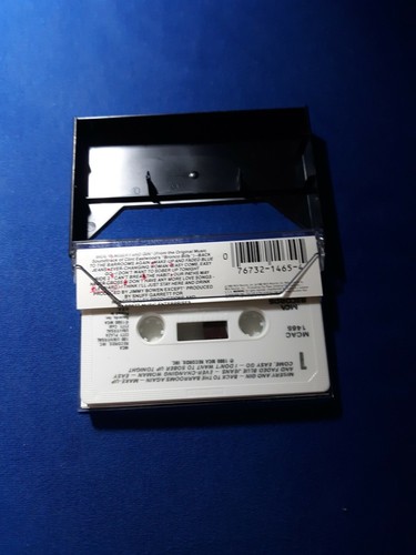 MERLE HAGGARD- Back To The Barrooms-- Cassette Tape - Picture 4 of 4