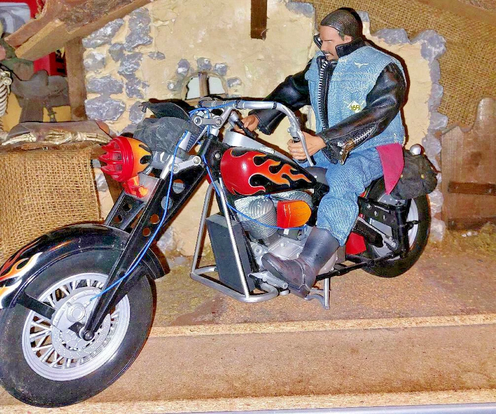 1/6 scale 12