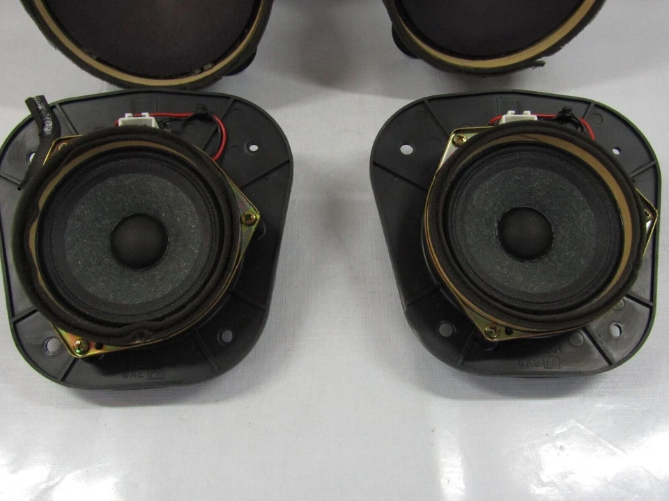 1999-2002 Toyota 4Runner porta alto-falantes esquerda e direita dianteiro e traseiro conjunto de 4 fabricante de equipamento original - Imagem 3 de 4