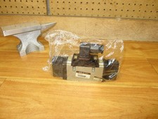 SMC NVFS4210-5DZ NEW OLD STOCK Pneumatic Directional Valve