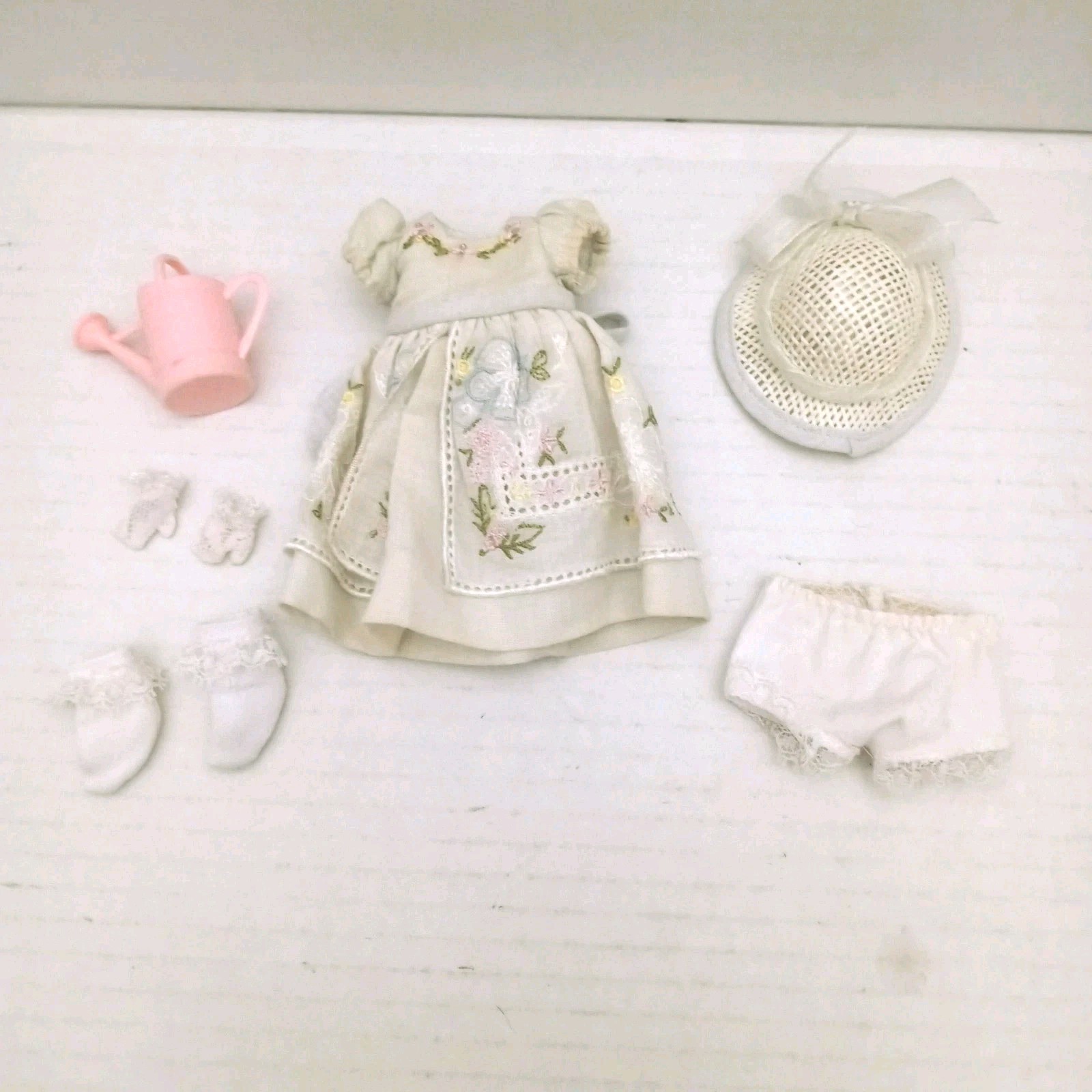 Madame Alexander Saturdays Child Works For A Living Outfit C