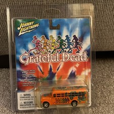 Johnny Lightning Grateful Dead 1956 Chevy Bus with Protector