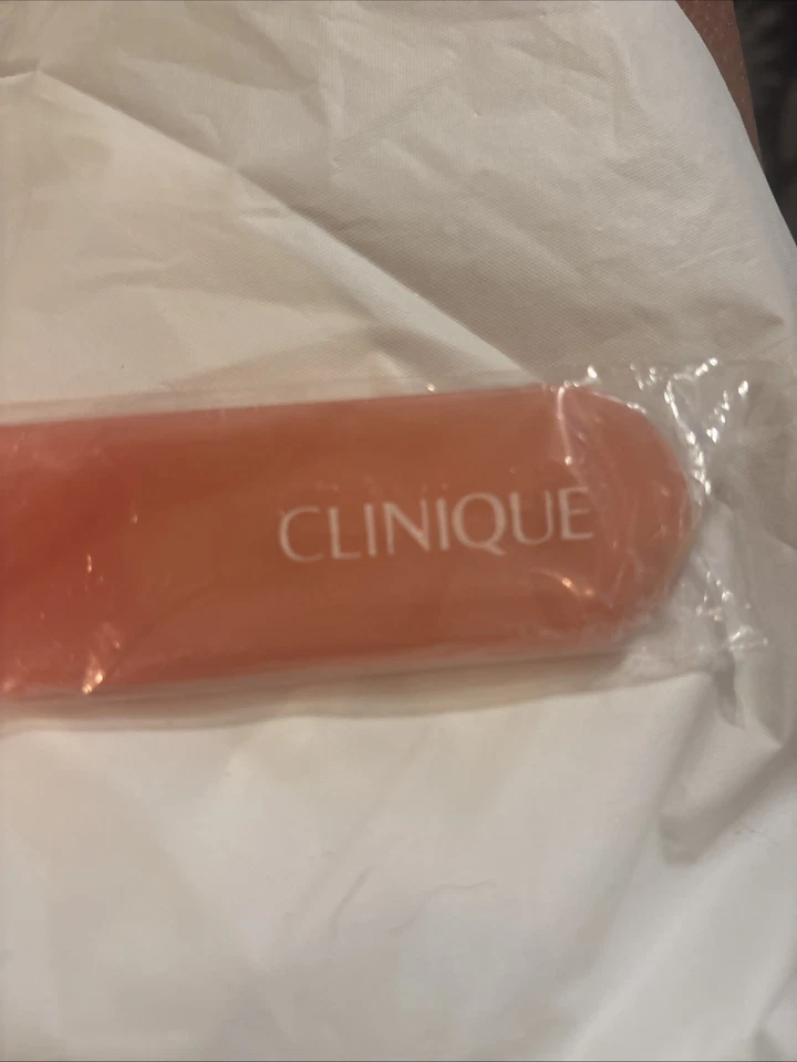 Clinique Mirrored Keychain New In The Bag Make Up Beauty Travel Purse Sized - Image 3 of 3