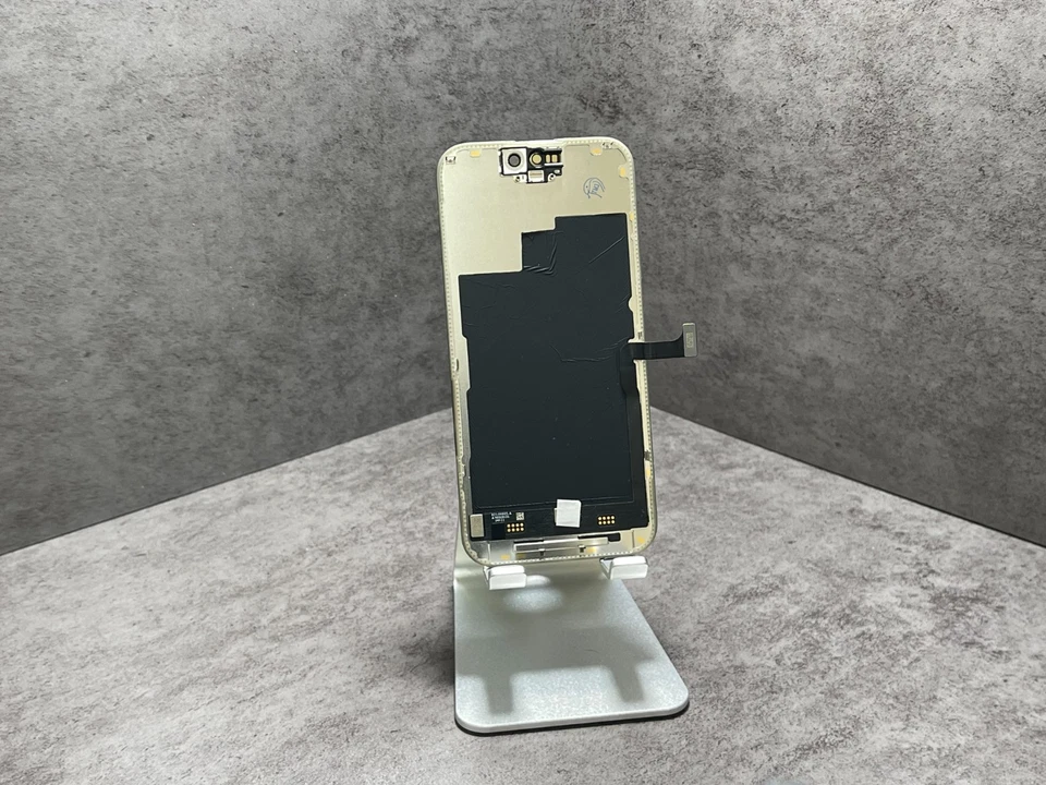 Schermo iPhone 15 Pro Originale - Ricondizionato Standard🔹 - Image 2 of 4