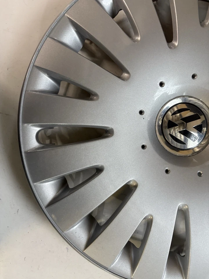 Tapacubos 2007-2011 EOS, 2006-2010 PASSAT 3C0601147B OEM VW VOLKSWAGEN 16" #61553 Foto 4 de 4