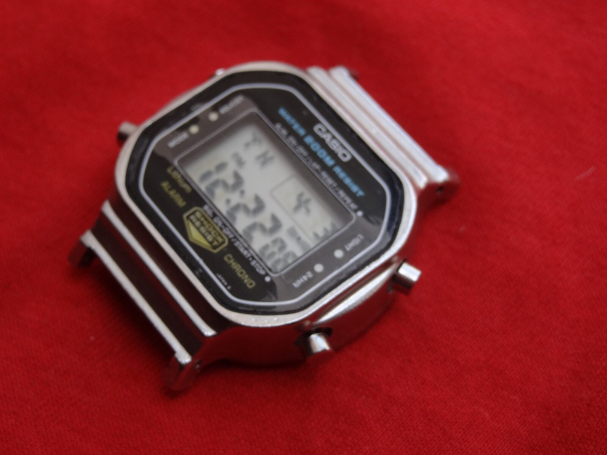 カシオG-SHOCK Resistant DW5200