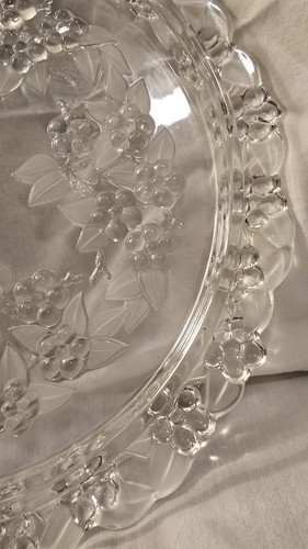 Mikasa CARMEN 12" Crystal/Glass Torte Plate Frosted Leaves Flowers - Picture 4 of 8