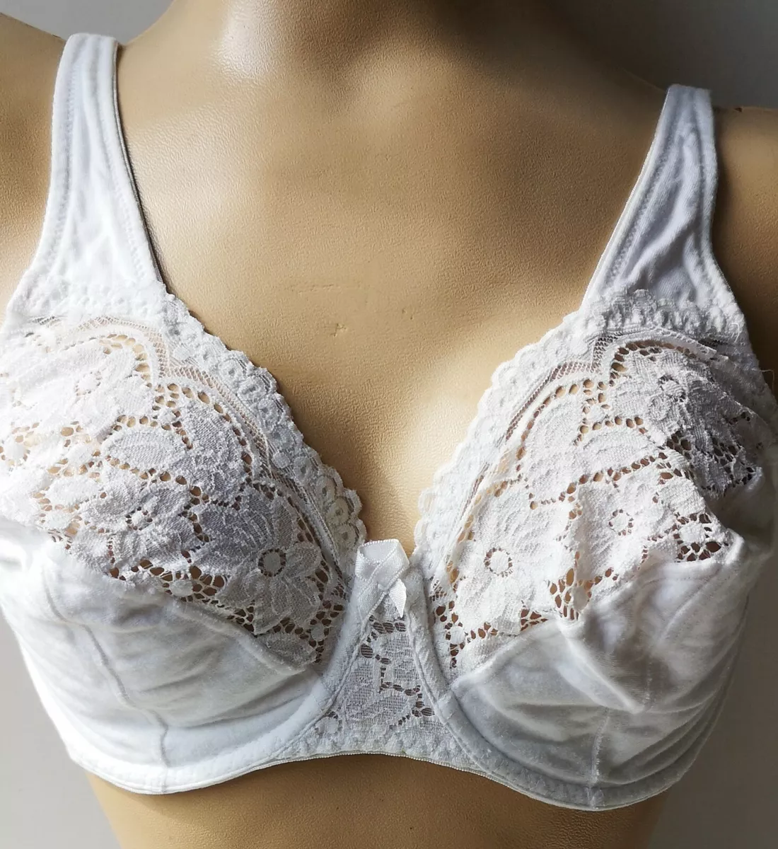 BALLET WHITE LACE COTTON MIX UNDERWIRED BALCONY BRA SIZE 32E CUP