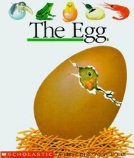The Egg First Discovery Books by Gallimard Jeunesse; Pascale De Bourgoing
