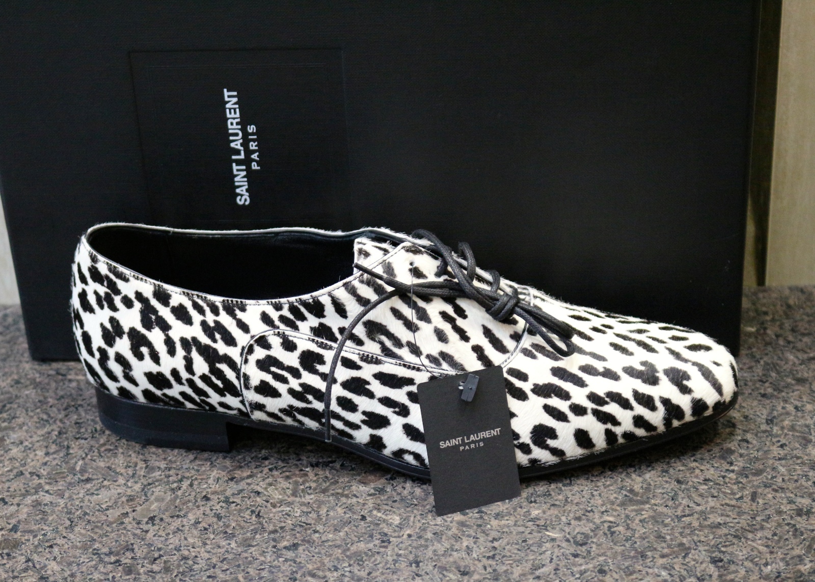 Scarpe piatte Oxford Brogue nuove con scatola YSL SAINT LAURENT PARIS LU LU capelli pony 39