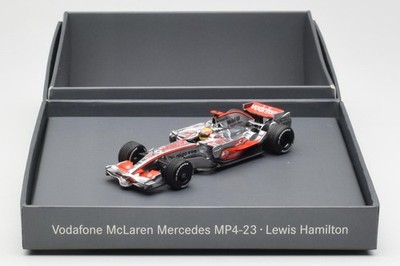 B66962422 F1 Vodafone McLaren Mercedes MP4-23 Lewis Hamilton World