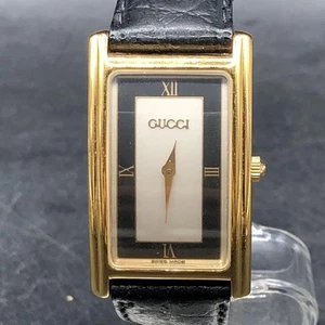 Montre Homme Gucci 2600M Carrée M626 Remplacée à Piles