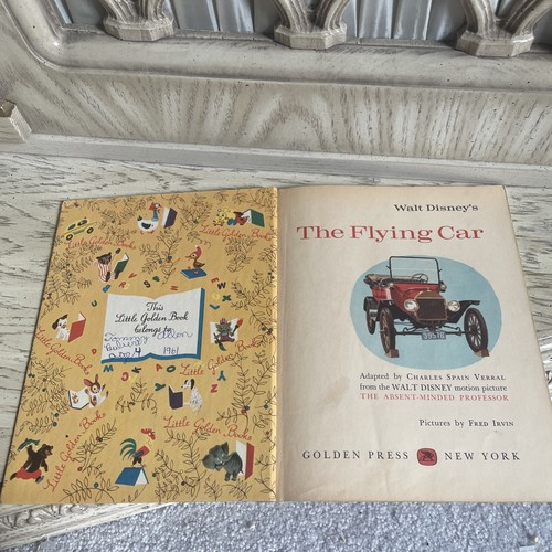 Vintage Walt Disneys The Flying Car Little Golden Book 1961 - Picture 5 of 9