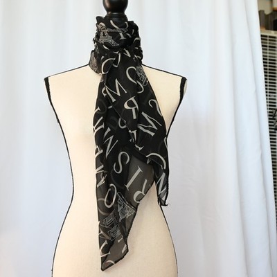 Paris, Paris, Paris - 25'' x 60'' polyester scarf with Parisian landmarks