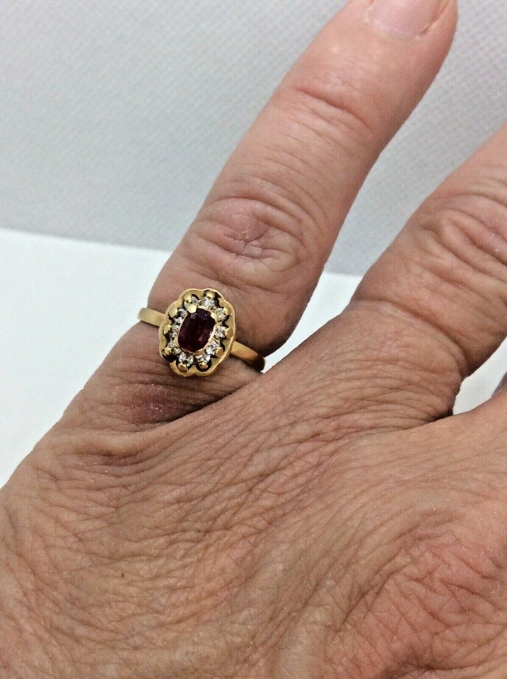Vintage 14K Yellow Gold Ruby and Diamond Halo Cluster Ring - Image 3 of 4
