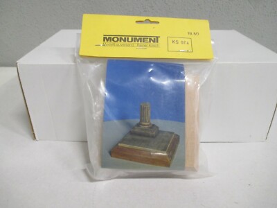 Monument 1:35 KS004 Bausatz Diorama Sockel Säule m.OVP WZ4752