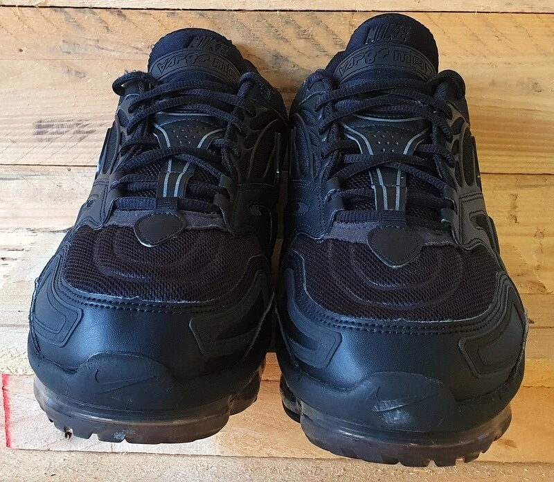Vapormax leather hotsell triple black