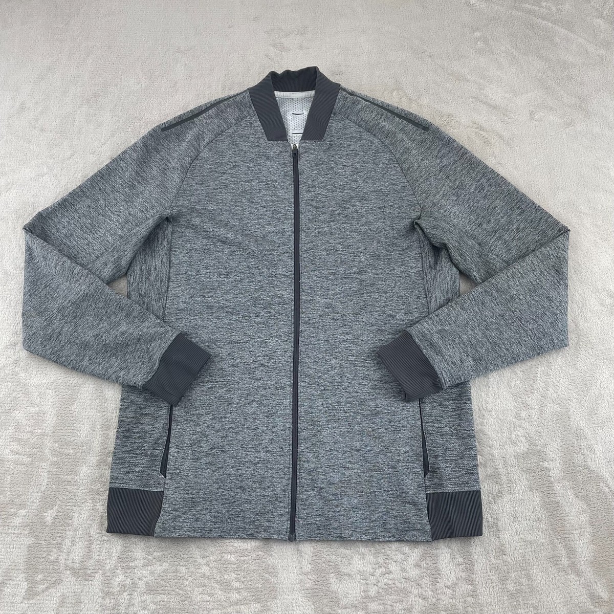Lululemon Textured Tech Bomber Jacket Men Medium Graphite Grey