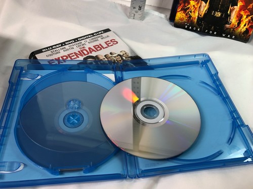 Expendables 3 Movie Lot - Blu-ray - NO DIGITAL UV COPIES - Used - Picture 6 of 9