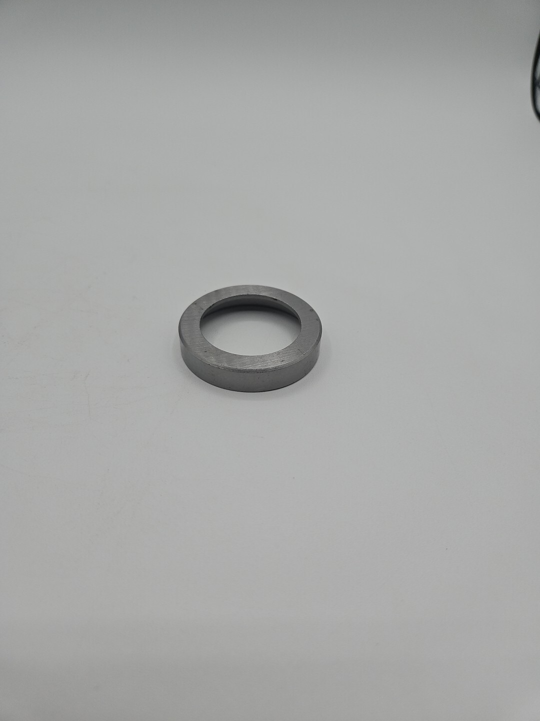 Bentley Rolls-Royce UR15495 Hydraulic Ram Housing Seal Wiper Retainer OEM