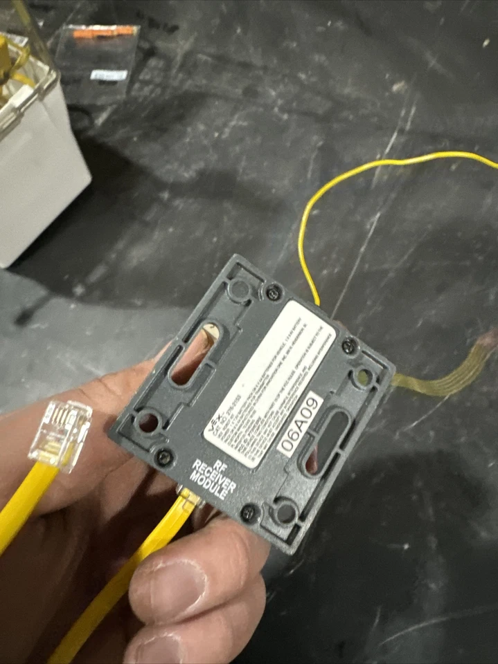 VEX Robotics Design System - RF Receiver Module 276-2153 Robot Module - Image 2 of 2