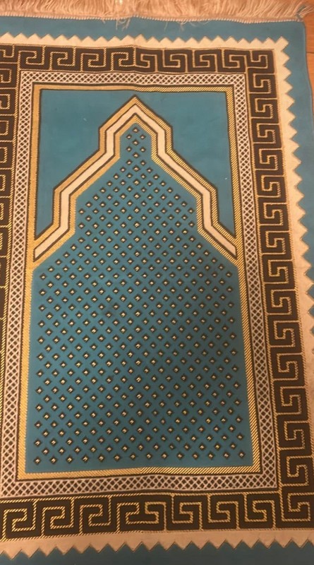 Islamic Prayer Rug Mihrab Arch Design with Greek Key Border & Fringe
