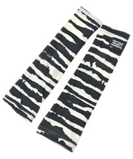 BURBERRY Gloves BlackxWhite(Border) 2200657777043