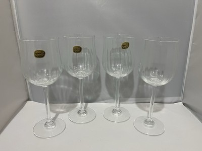 VTG Set of 4 Bohemia Glass Wine Glasses hold 6-8 ounces NWT Simple yet elegant