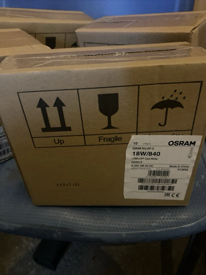 OSRAM DULUX D - G24d-2 - 18W 840 - 2 Pin - 4000K - Bianco Natur (pacco Da 10 ) - Immagine 4 di 4