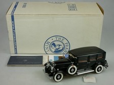 Franklin Mint 1/24 Al Capone´s Armored 1930 Cadillac B11XE83 diecast Box 134162
