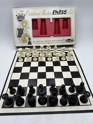 Vintage 1960s Original Cardinal Master Chess Set Complete No. 23 Excellent Cond.