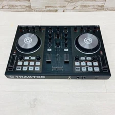 Native Instruments TRAKTOR KONTROL S2 MK2 DJ Controller