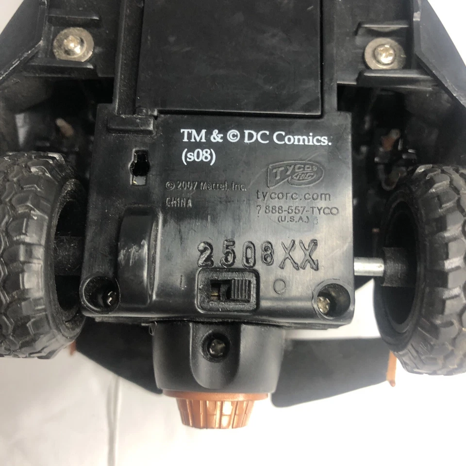 M2597 Tyco RC Batman Little Rides Radio Control Batmobile 27 MHZ tested - Image 3 of 4