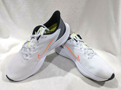 nike zoom winflo white