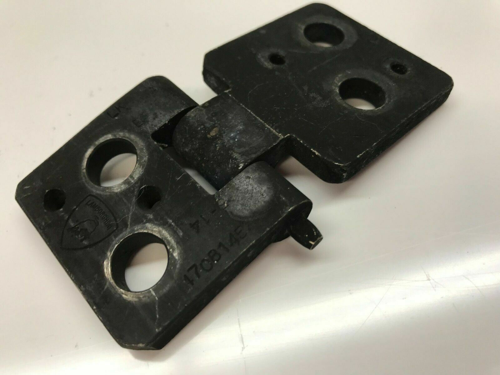 LAMBORGHINI AVENTADOR MOVABLE AIR INTAKE BAT WING HINGE OEM 470814525