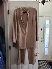 Versailles Womens Pant Suit