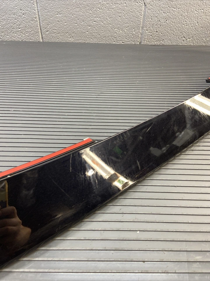 2009-2017 Volkswagen Tiguan Rear Trunk Lid Spoiler Wing OEM *NOTE* - Image 4 of 4