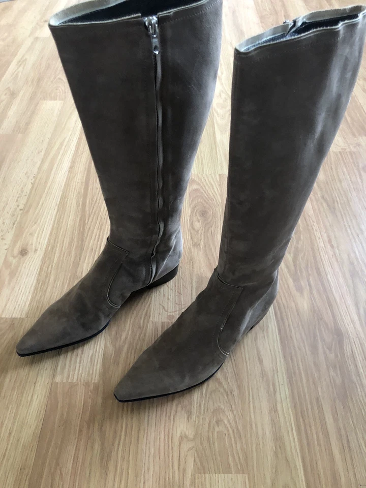 Botas hasta la rodilla de cuero gamuza tostado FURLA hechas en Italia para mujer TALLA 40/9,5 Foto 4 de 4