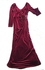 NWT Rickie Freeman Teri Jon Gown Maroon Merlot Size 8 Formal PLEASE READ!