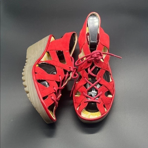 Sandalias de cuña Fly London estilo cuero rojo correa al tobillo plataforma para mujer talla 38 Foto 4 de 4