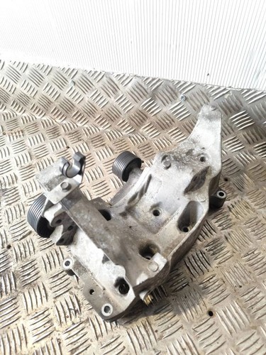 BMW 5 F10 F11 2011 Halterung Lichtmaschine 7802639 Diesel 150kW RWL6633